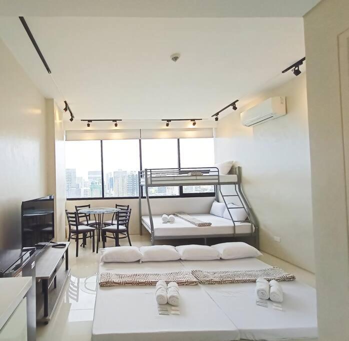 Apartment 16g Walking Distance To Ayala And It Park With Wifi Cebu