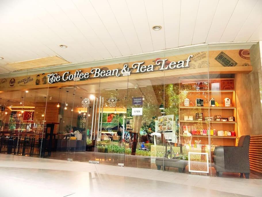 16g Walking Distance To Ayala And It Park With Wifi